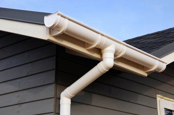 Cost of Roof Gutter Replacement in Hickory
