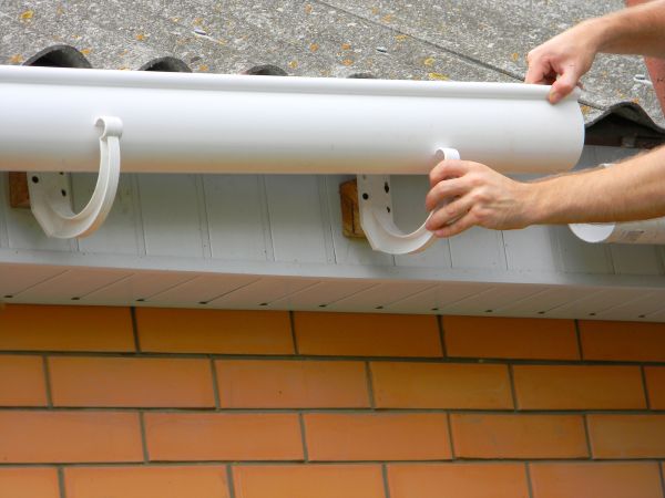 Cost of Half Round Gutter Installation in Hickory