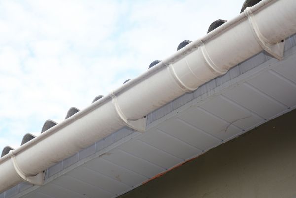 Cost of Plastic Gutter Installation in Hickory